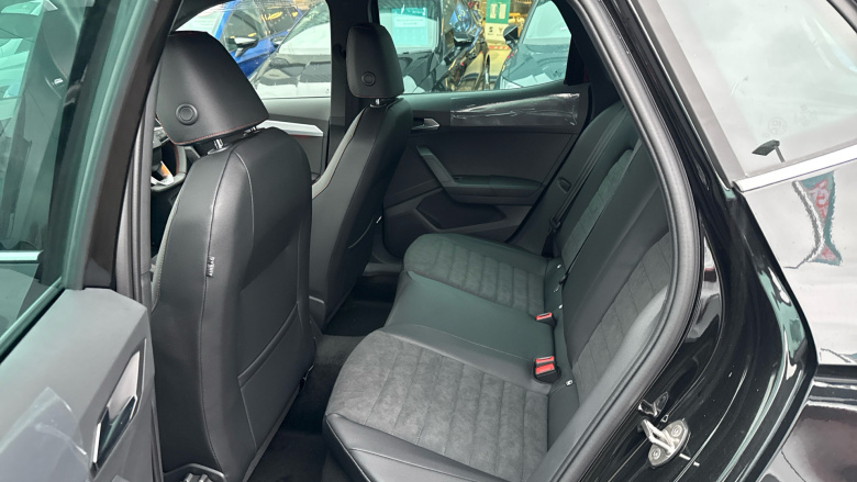 SEAT Arona 1.0 TSI 115 FR Sport 5dr DSG Petrol Hatchback